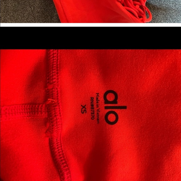 ALO YOGA INTERLACE LEGGINGS - Picture 4 of 4